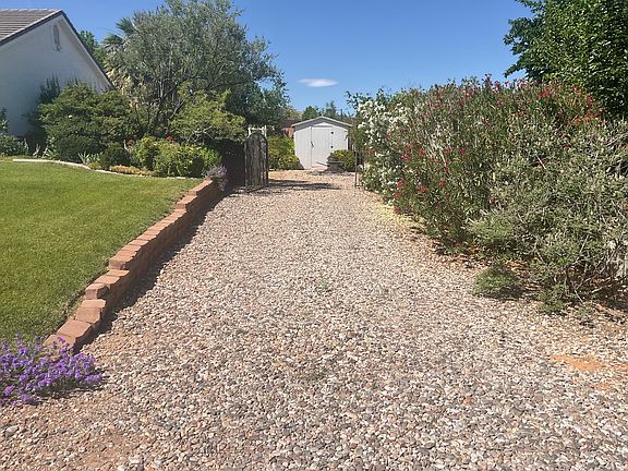 4th image of 3022 S Basswood Cir