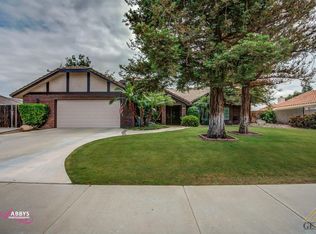 5008 Summerwind Way, Bakersfield, CA 93308