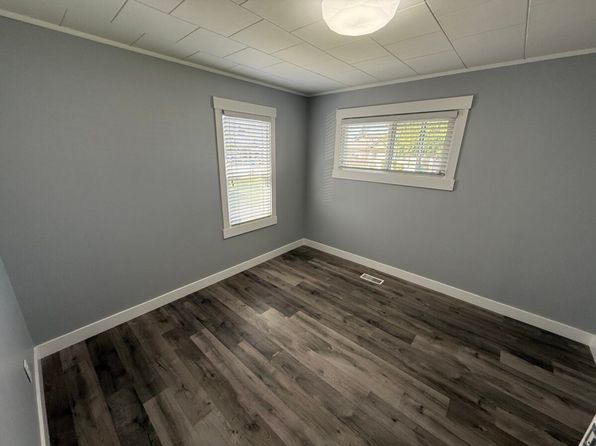 2 bedroom rental in Abbotsford — photo 13