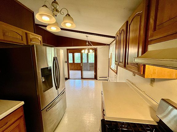 5th image of 1206 E Ottum Ave