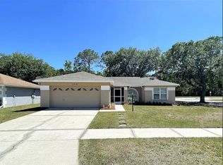 28641 Twinbrook Ln, Wesley Chapel, FL 33543