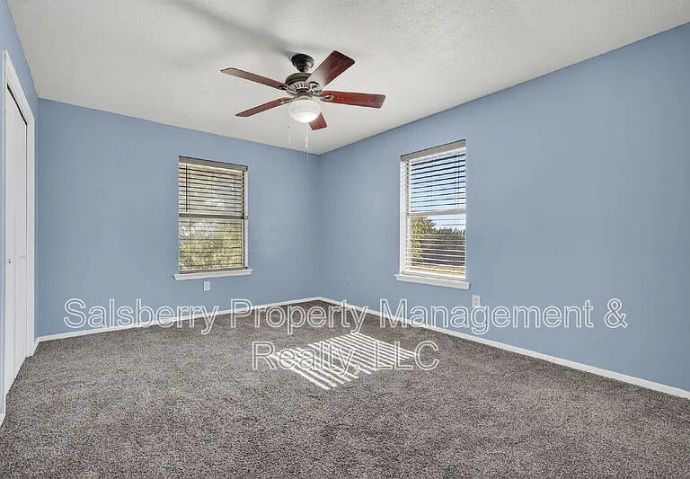 1113 Gifford Dr — Photo 19