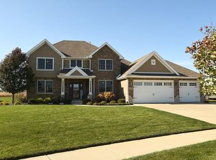 24244 S Sunset Lakes Dr, Manhattan, IL 60442