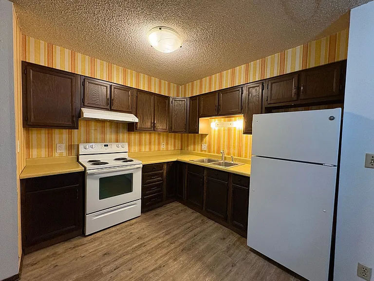 4953 Dartmouth Dr — Photo 4
