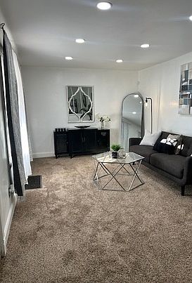 5th image of 3238 178th St