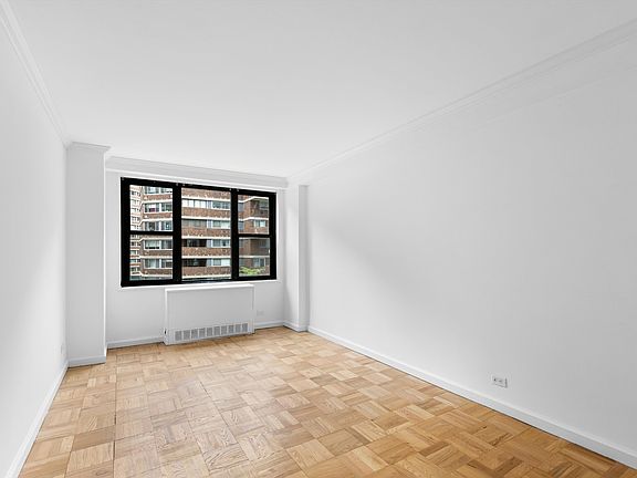 5th image of 320 E 23rd St APT 5M