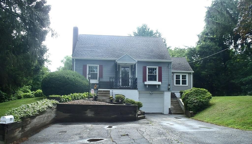 175 Lathrop St, South Hadley, MA 01075 Zillow