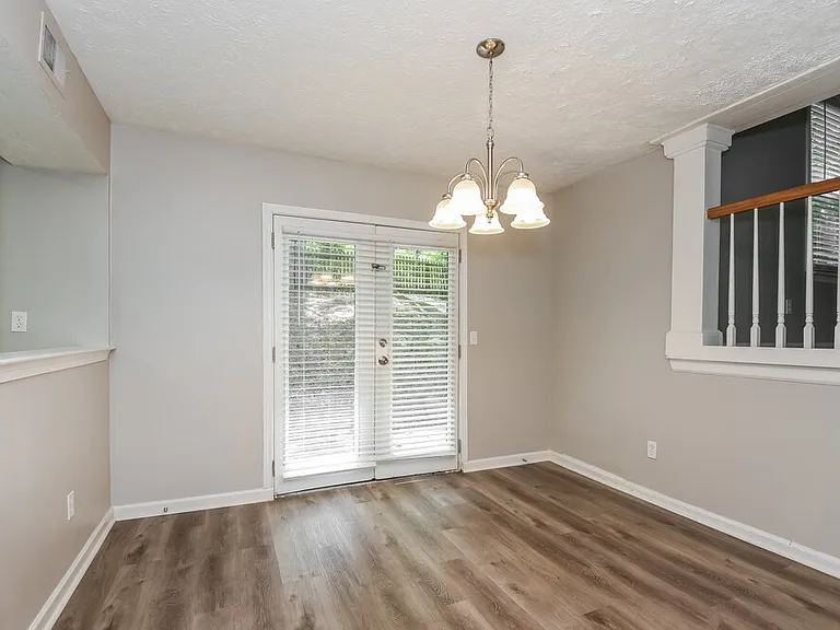 10305 Virginia Pine Ln — Photo 9