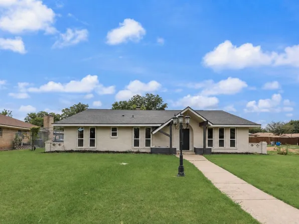 3914 Shady Hollow Ln, Dallas, TX 75233