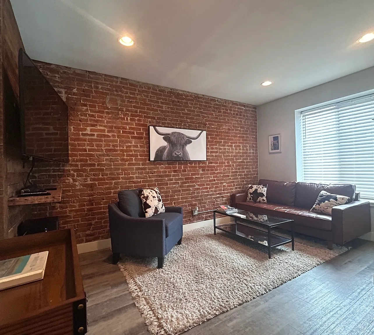 3102 Vallejo St — Photo 1