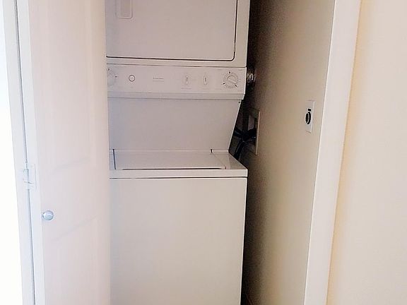 3rd image of 5424 Leary Ave NW