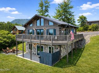 705 Rondayview Ln, Sevierville, TN 37876