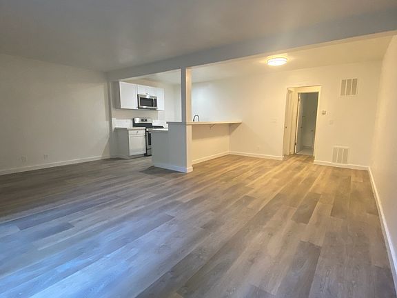 2nd image of 1625 Laguna St APT 6