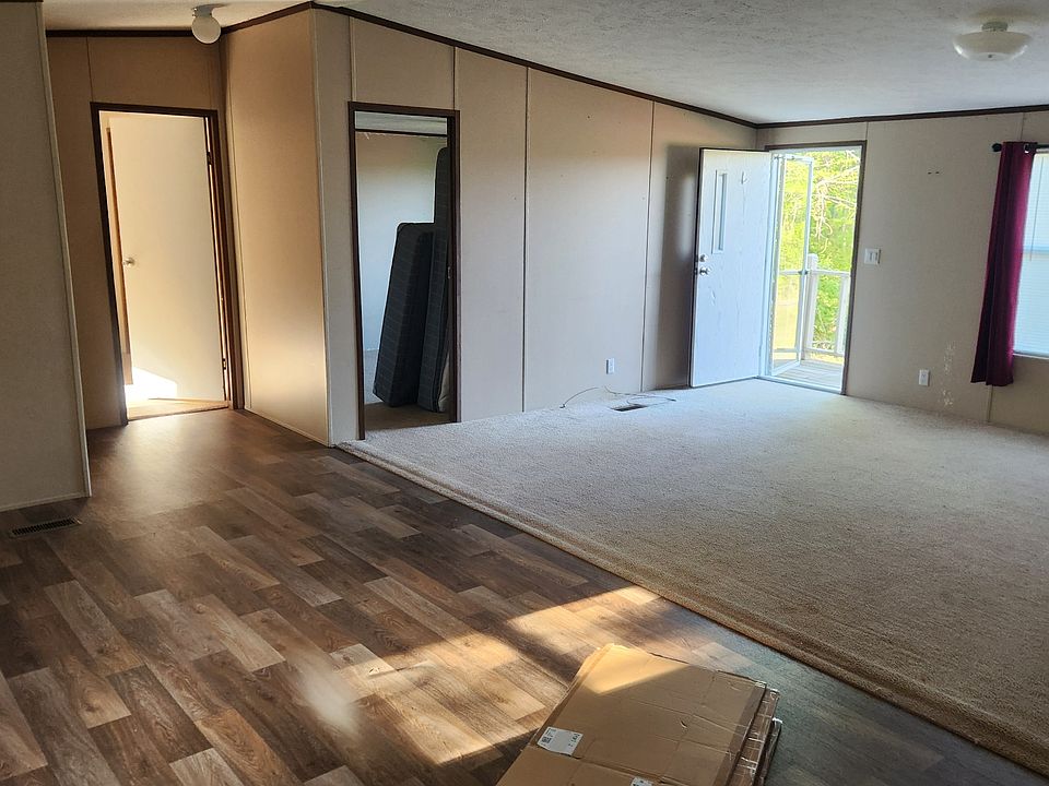 2nd image of 4789 Waldo Rd