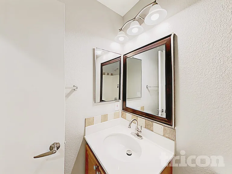 8236 Calico Wind St — Photo 15