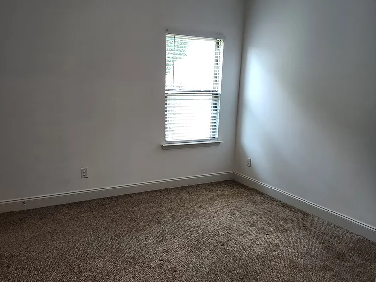 8362 Curtis Landing Ln — Photo 7