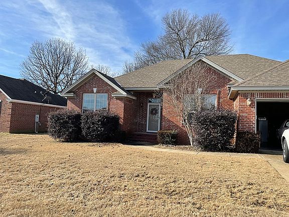 5th image of 1407 Lauren Dr