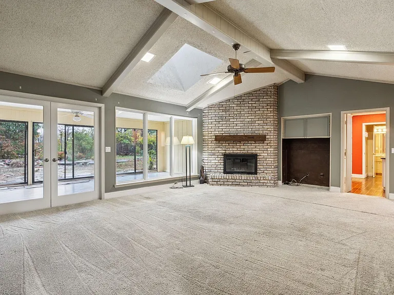 102 Sunset Dr — Photo 11