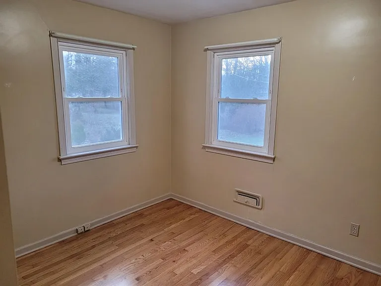 2023 Fairlawn Pkwy — Photo 4