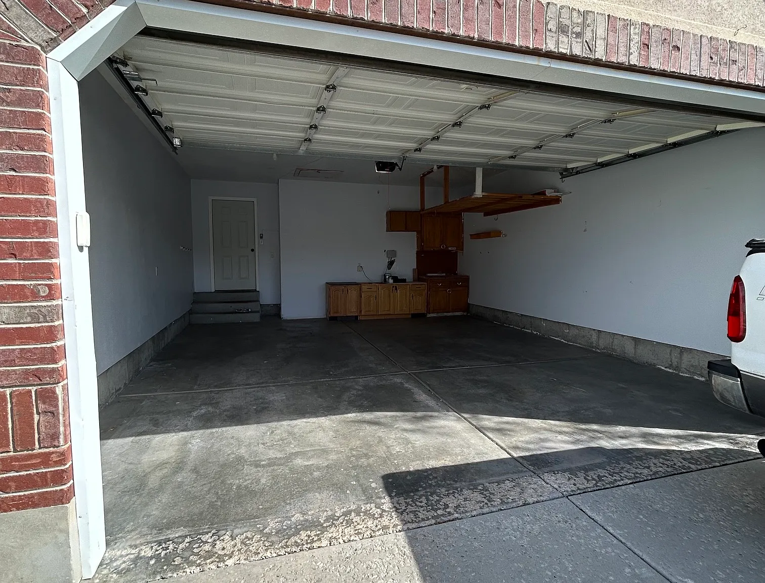 5 bed, 2659 sqft, $2,750 — Photo 2