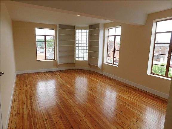 2nd image of 121 S 2nd St #3