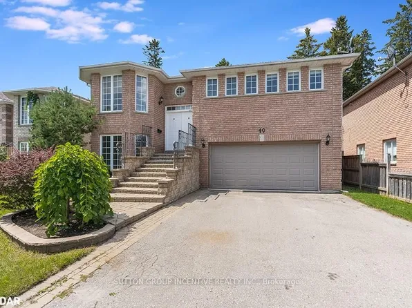 40 Kell Pl, Barrie, ON L4N 9K5