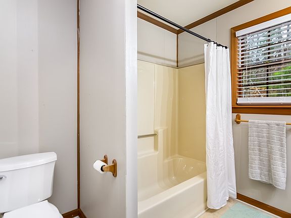 15th image of this home