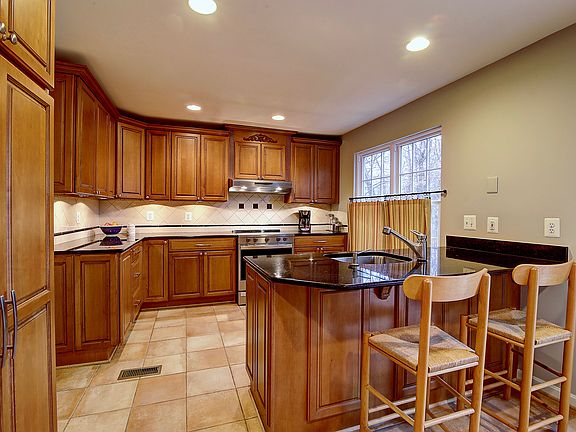 4th image of 12508 Charles Stewart Ct
