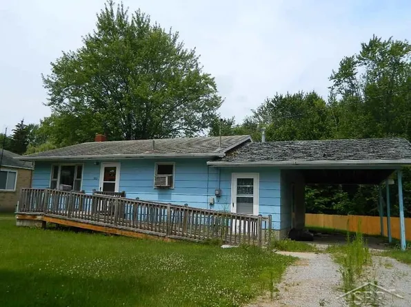 722 W Belle Ave, Saint Charles, MI 48655