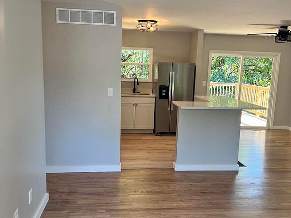3rd image of 2232 Genevieve Ln