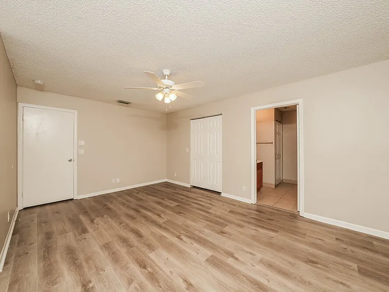 1725 Shoreside Cir — Photo 11