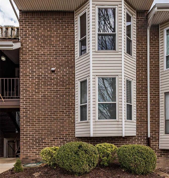 1st image of 5268 Cricket Glen Ct APT B