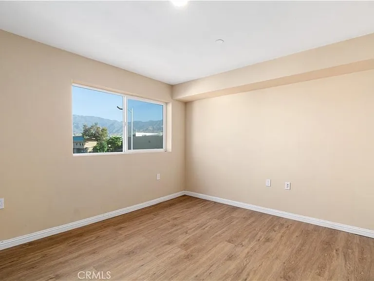 13710 W Foothill — Photo 17