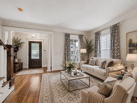 3rd image of 227 W 24th St