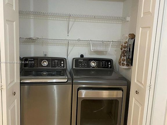 4th image of 4256 Vineyard Cir