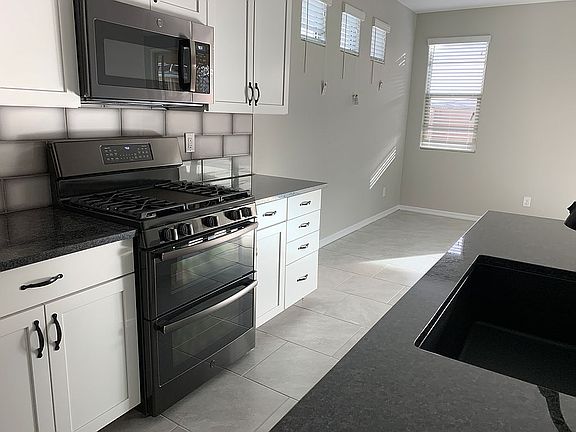 4th image of 18919 S 209th Pl
