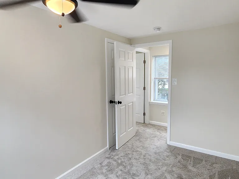 217 Pearl St #2 — Photo 40
