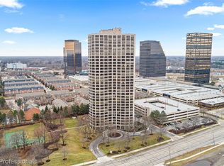 5000 Town Ctr Suite 1704, Southfield, MI 48075