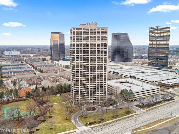 5000 Town Ctr Suite 1704, Southfield, MI 48075