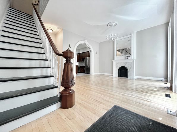245 Georgia St
