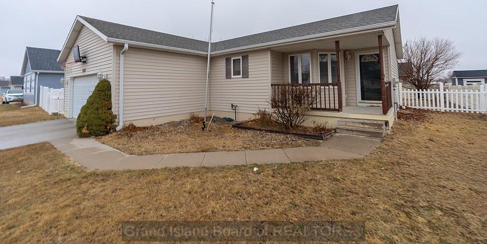 1st image of 1119 Pleasant View Dr