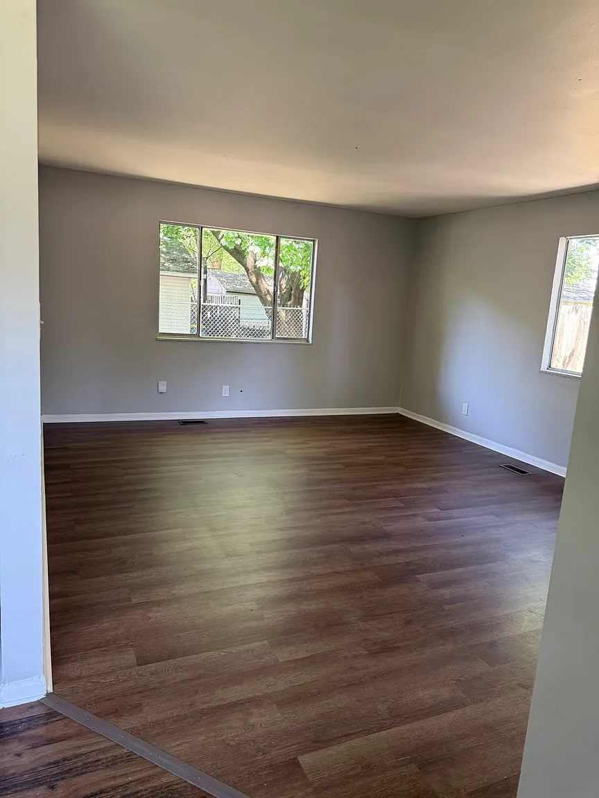320 Gimber Ct photo 1