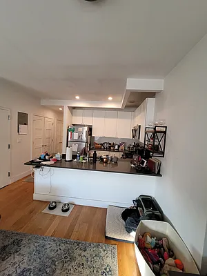 Rented by PL Realty | media 9