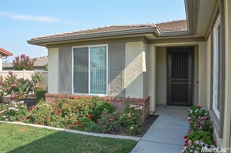 1st image of 2418 Gardenstone Pl