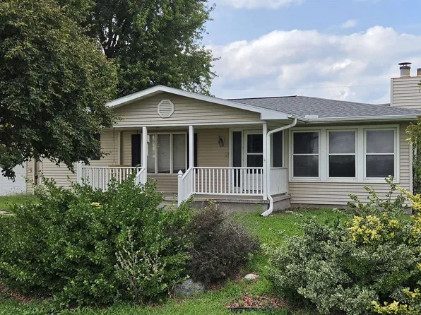 808 E 8th St, Columbus, NE 68601