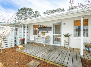 12-3 Parker St, Lanark Village, FL 32323