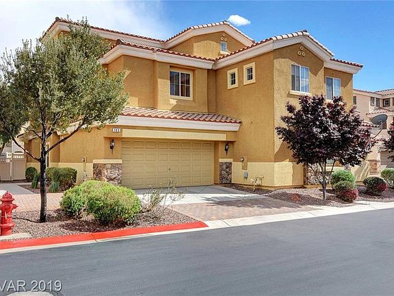 2nd image of 1110 Luna Eclipse Ln Unit 3