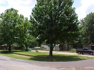 1600 S Town & Country Dr W, Sand Springs, OK 74063
