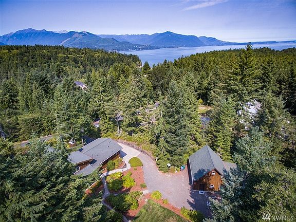 3rd image of 7018 Cadmar Ln NW