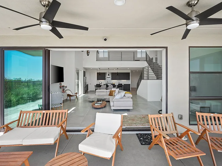 3618 Taylor Dr — Photo 49